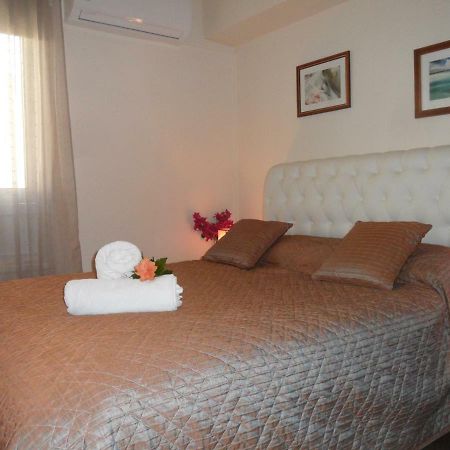 Sunshine Apts, Two Bedroom , Free Internet, No 3 Ayia Napa Exteriér fotografie