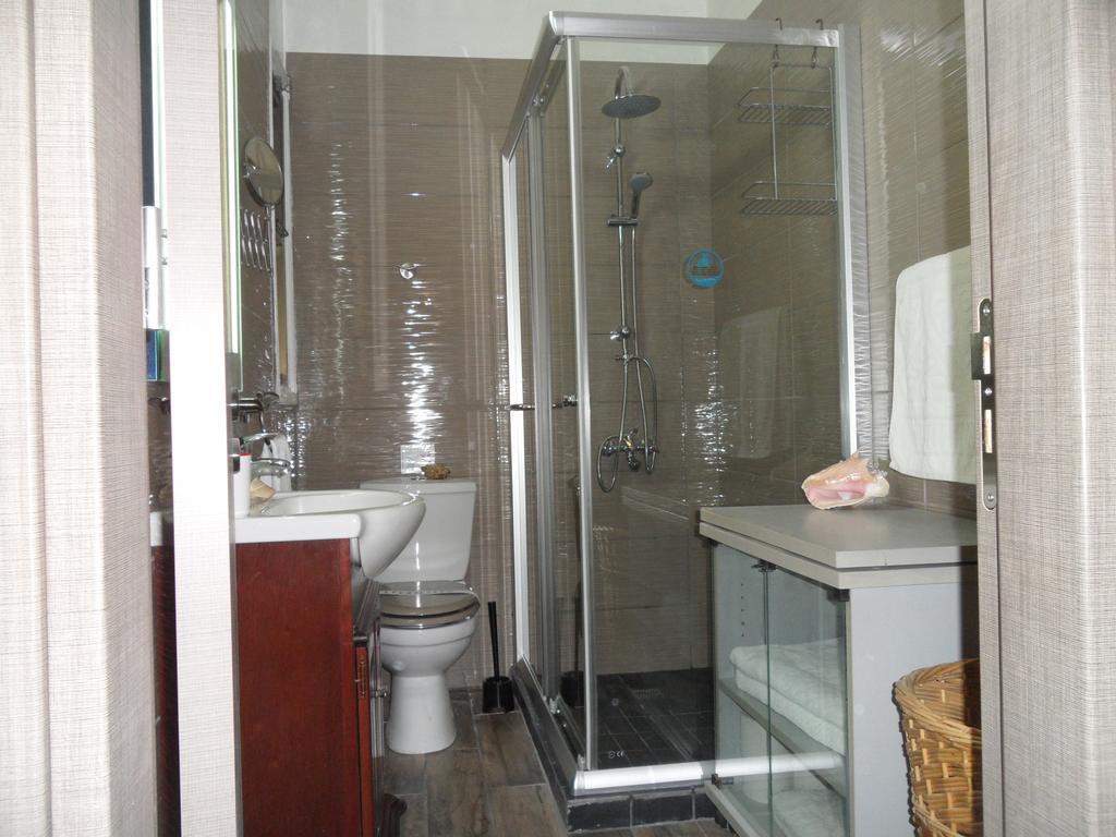 Sunshine Apts, Two Bedroom , Free Internet, No 3 Ayia Napa Exteriér fotografie