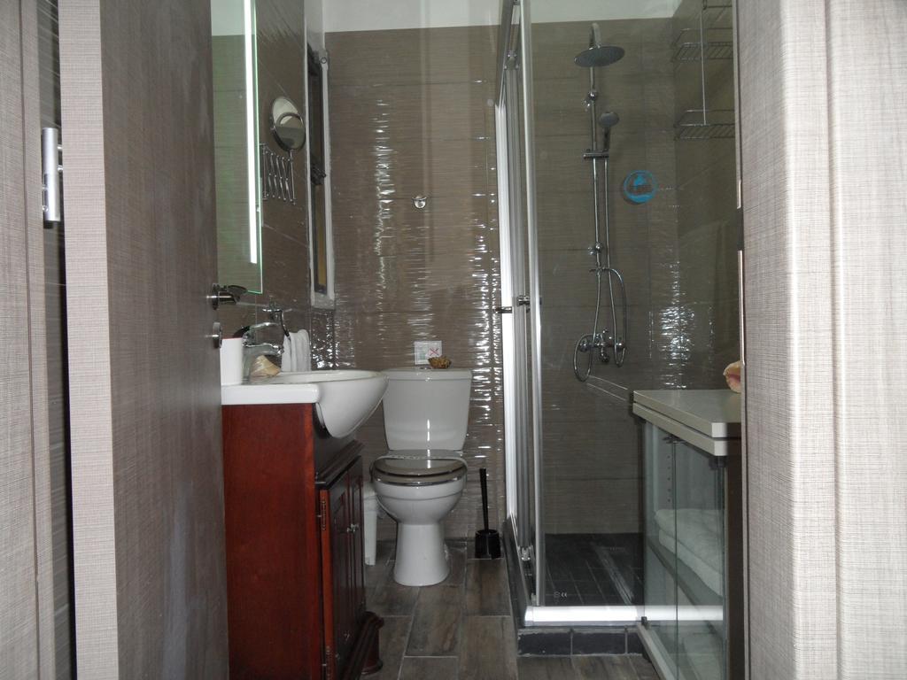 Sunshine Apts, Two Bedroom , Free Internet, No 3 Ayia Napa Exteriér fotografie