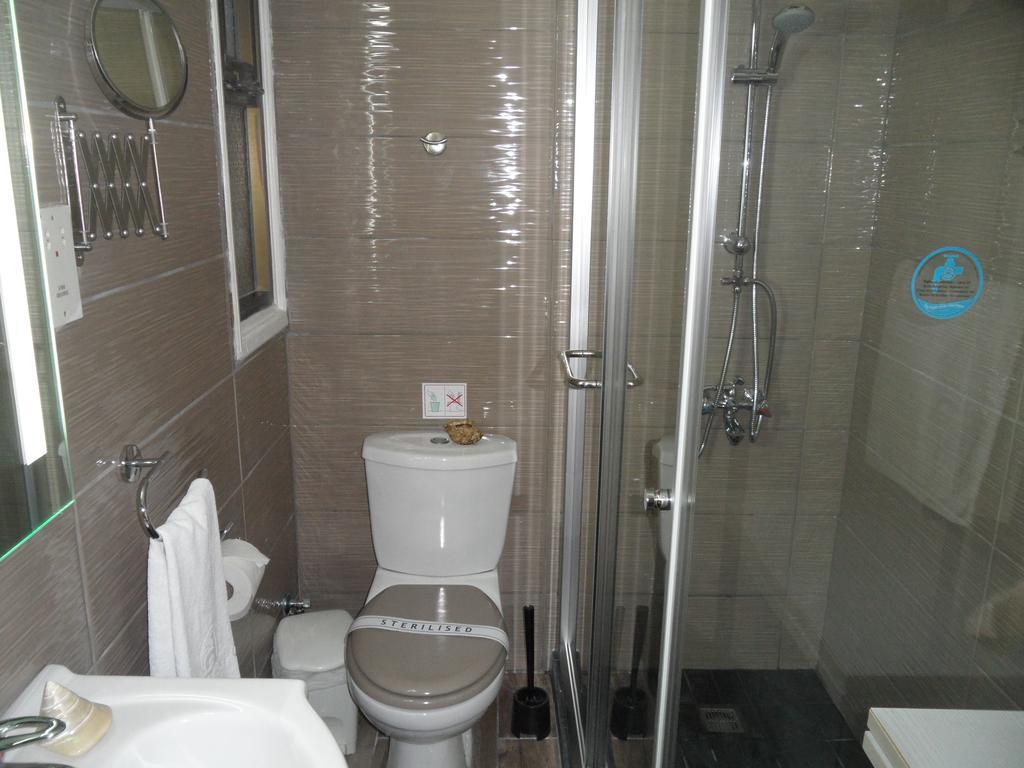 Sunshine Apts, Two Bedroom , Free Internet, No 3 Ayia Napa Exteriér fotografie